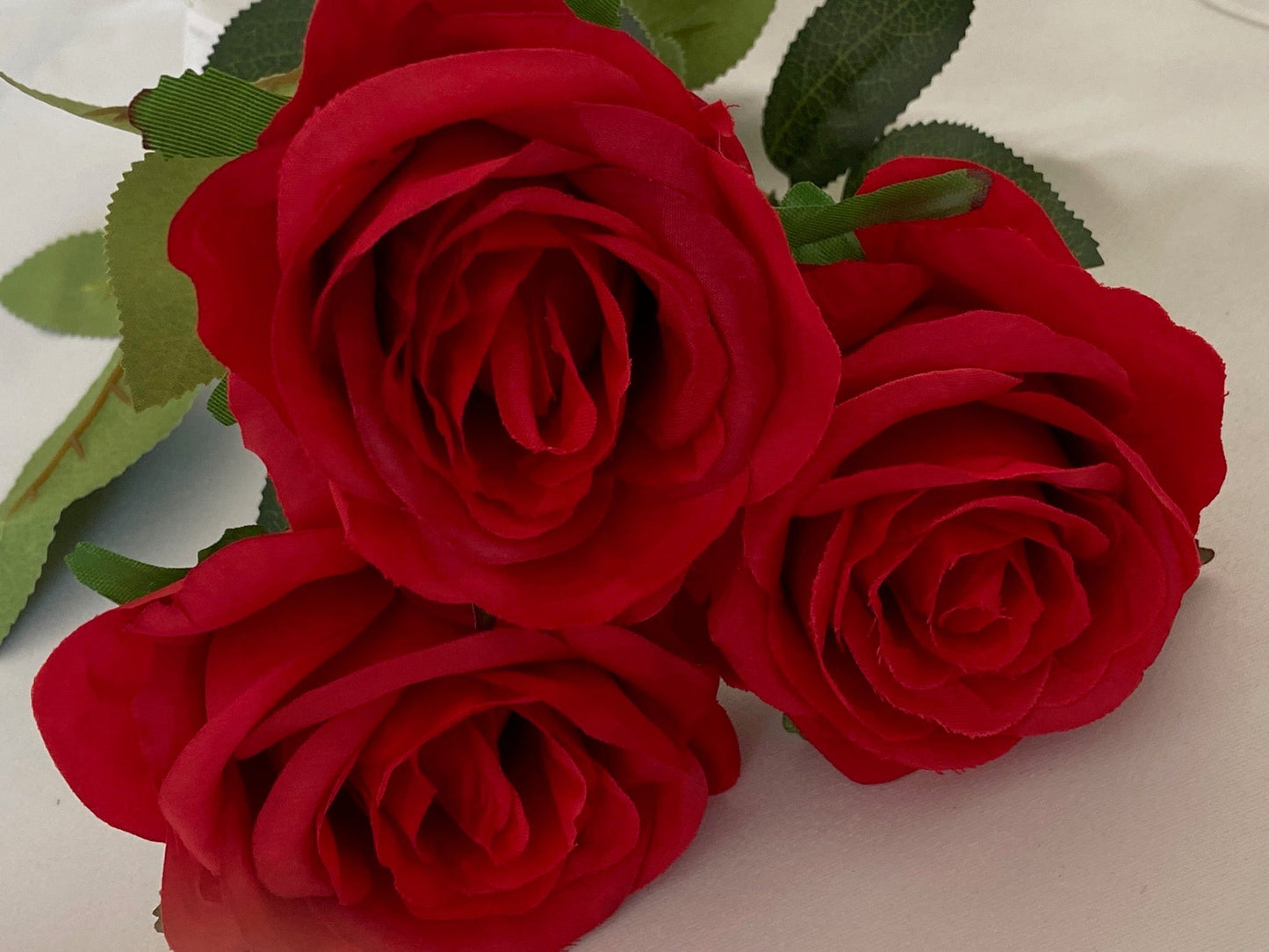 Artificial Roses, Red Rose, Artificial Flowers, Red Flowers, Flower Arranging, Wedding Flowers, Flowers Gift for Her, Home Decor