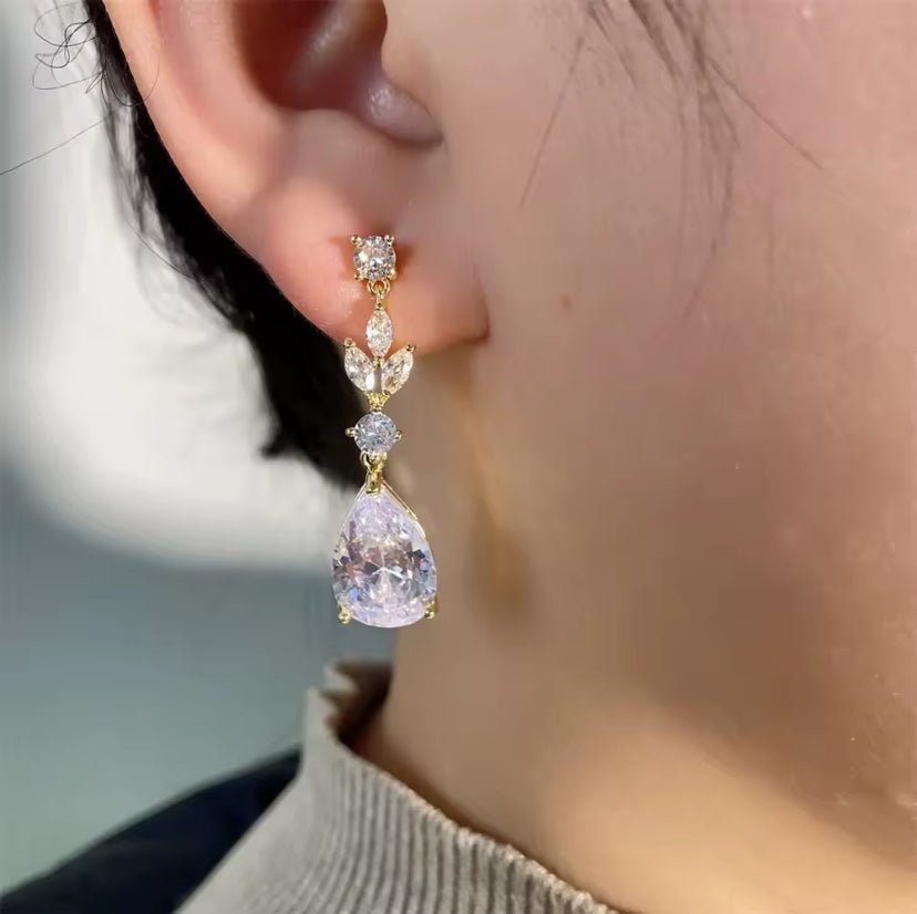 Crystal Bridal Jewellery Set Cubic Zirconia Bridal Necklace Bridal Tear Drop Earrings Silver Jewelry Wedding Set Leaf Style Design