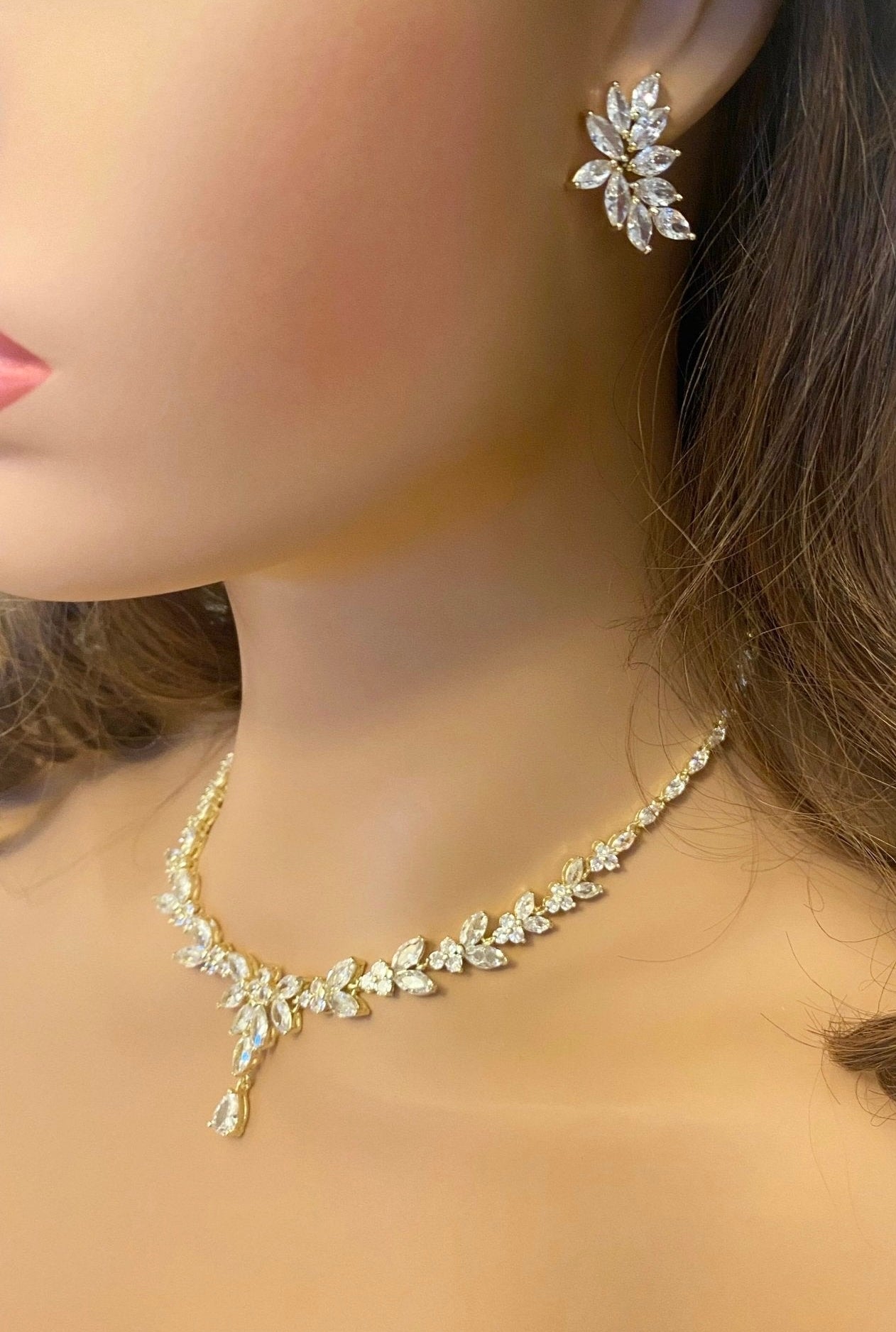 Crystal CZ Jewellery Set Gift for Her or Bridal Necklace Earrings and Bracelet Wedding Set Leaf Style Design in Silver and Gold