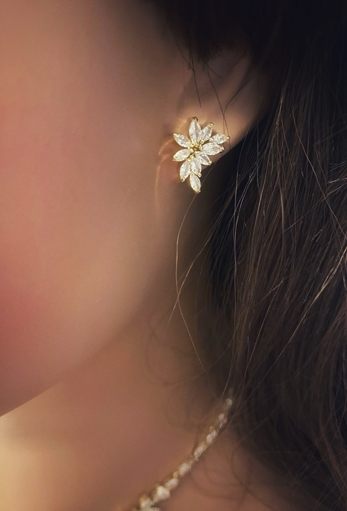 Crystal CZ Jewellery Set Gift for Her or Bridal Necklace Earrings and Bracelet Wedding Set Leaf Style Design in Silver and Gold