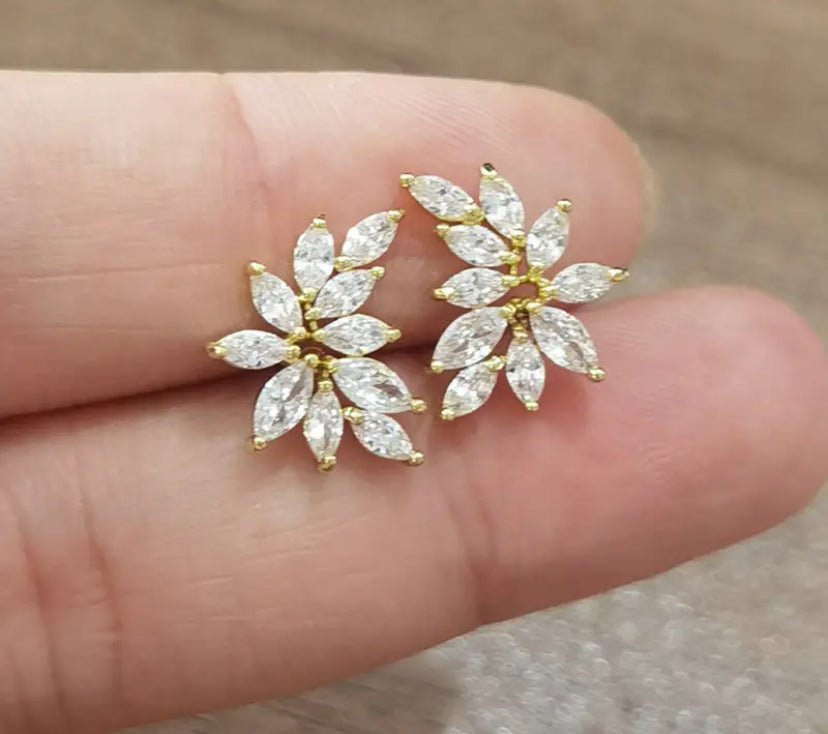 Crystal CZ Jewellery Set Gift for Her or Bridal Necklace Earrings and Bracelet Wedding Set Leaf Style Design in Silver and Gold